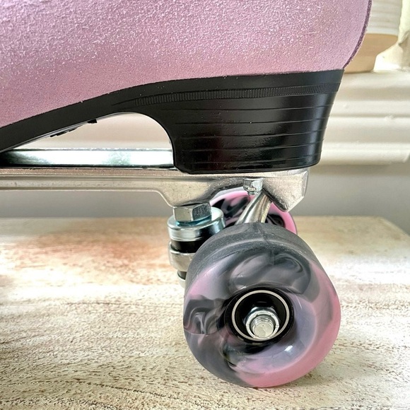 Limited Edition Moonlight Roller Cosmic Quartz x Grindstone Rollerskates - Picture 6 of 15
